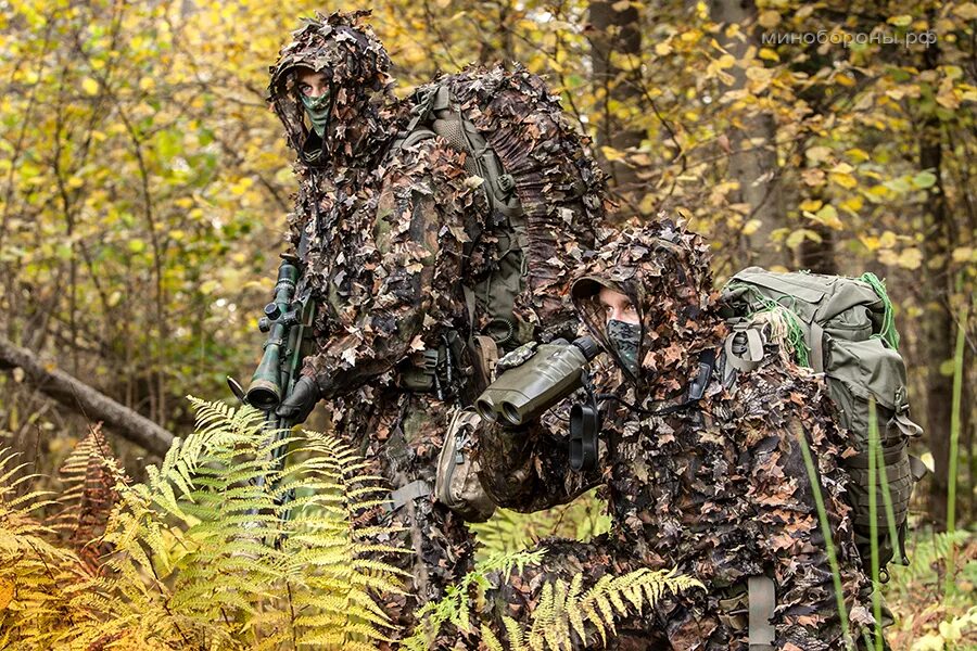 Маскхалат снайпера. Маскхалат леший спецназ. Маскхалат леший снайпер в лесу. Камуфляж снайпера. Камуфляж снайпера.