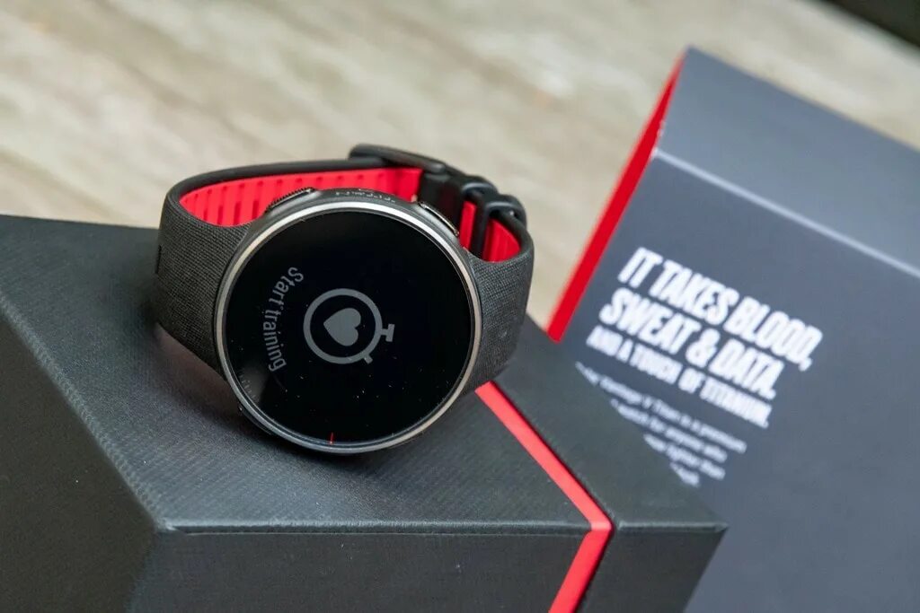 Полар винтаж. Polar vantage v titan. polar vantage v распаковка. полар вентеч v. часы полар вентеч ви титан.