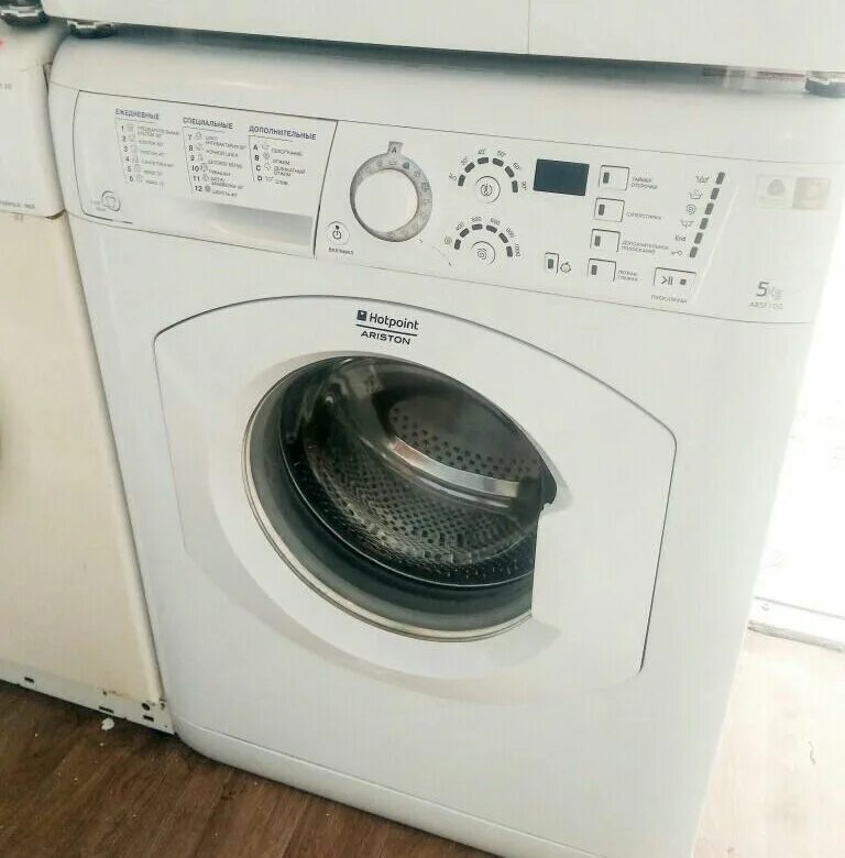 Hotpoint Ariston стиральная машина 5 кг. Хотпоинт Аристон 5,5 кг. Стиральная машина Аристон Хотпоинт 5,5. Стиральная машинка Хотпоинт Аристон на 5 кг. Hotpoint ariston 5 кг