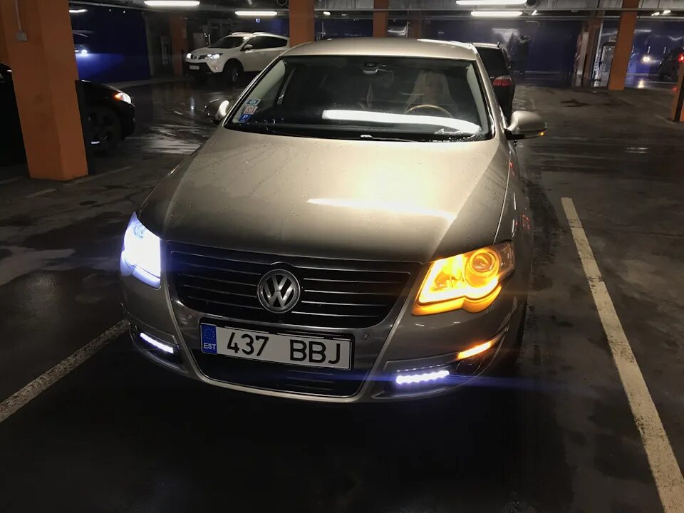 Фольксваген пассат ходовые огни. Дхо для volkswagen passat b6 2005-2010. Фольксваген пассат ходовые огни. Фольксваген пассат ходовые огни. Дневные ходовые огни пассат б6.