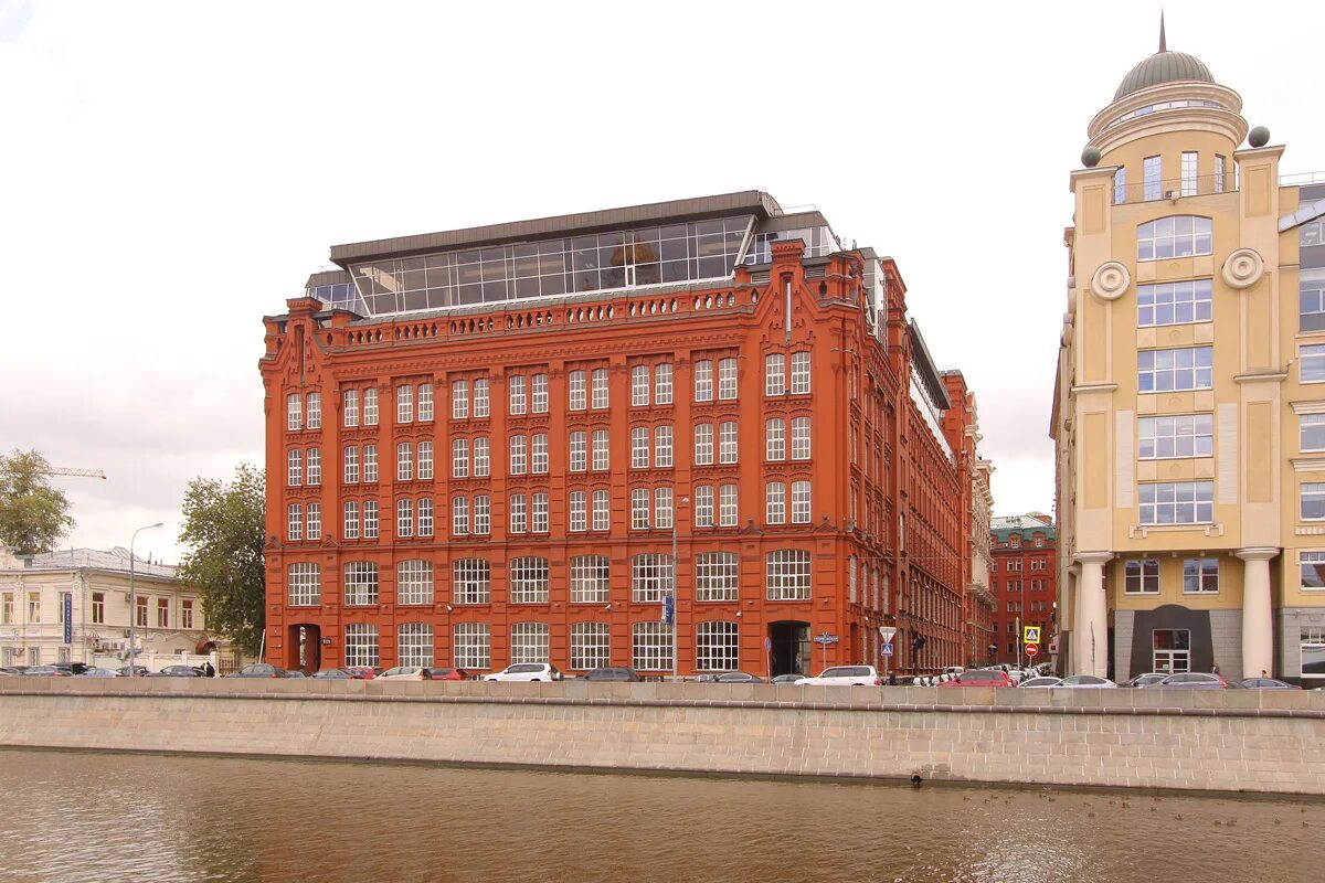 Якиманская набережная москва. Якиманская наб. Голутвинская слобода бизнес центр. Москва, якиманская набережная,4. Якиманская набережная 4с1.