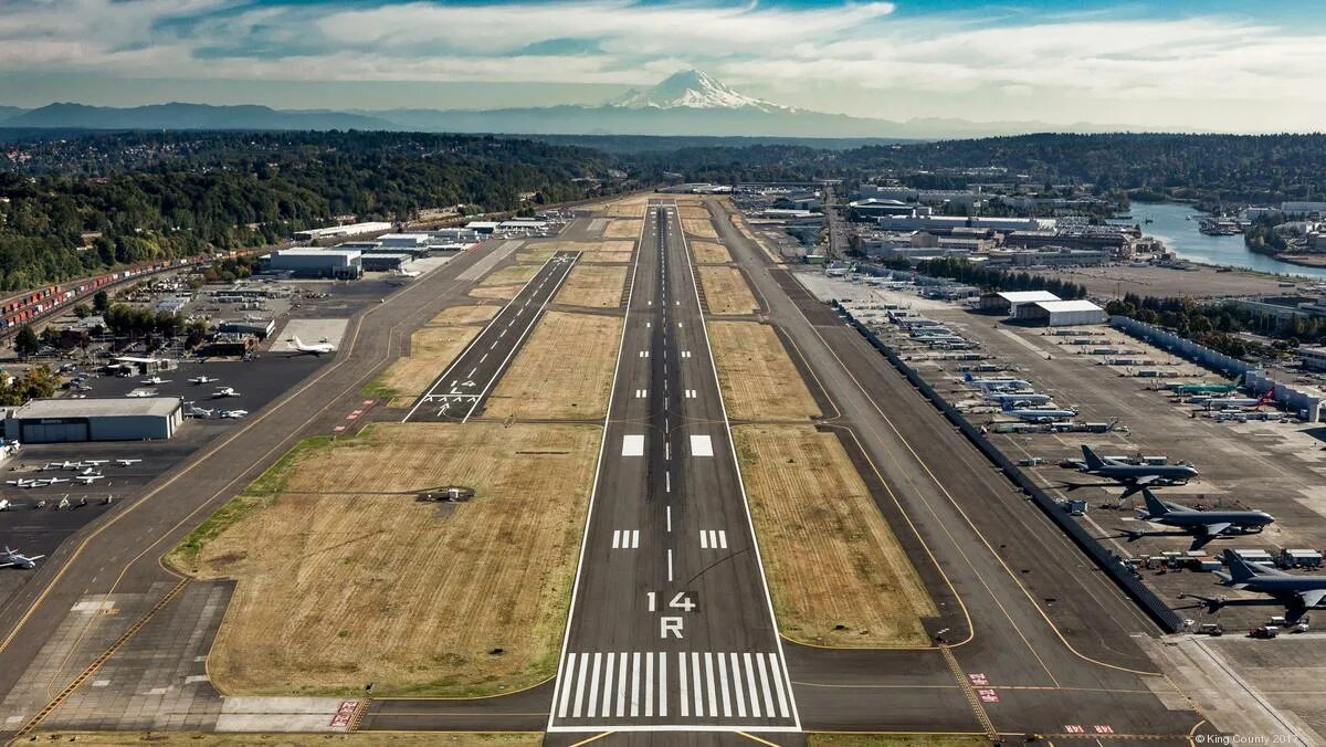 Kingsfield airfield airport. Аэропорт боинга. Аэропорт боинг филд каунти. Аэропорт боинга. Аэропорт боинга.