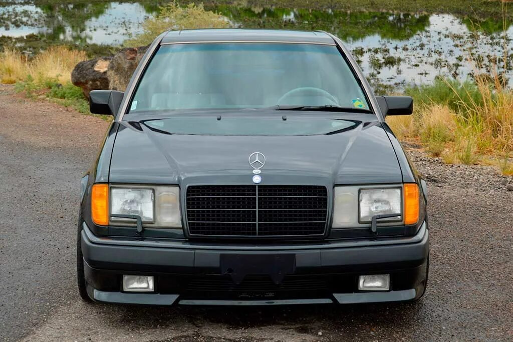 Mercedes hammer. W124 AMG Hammer. Mercedes w124 Hammer Coupe. Мерседес 124 купе Хаммер. Mercedes-Benz 6.0 AMG the Hammer.