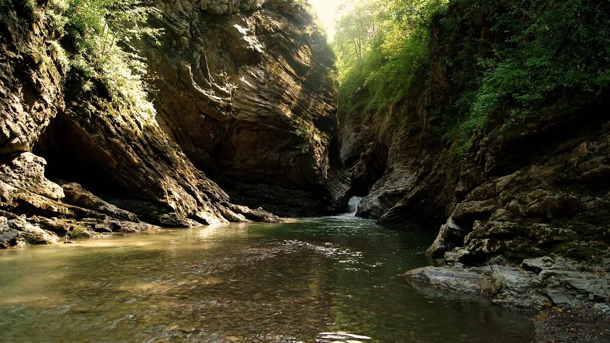 зизикское ущелье дагестан. река курджипс гуамское ущелье. апшеронск гуамское ущелье. гуамка краснодарский край. ущелье в п п.