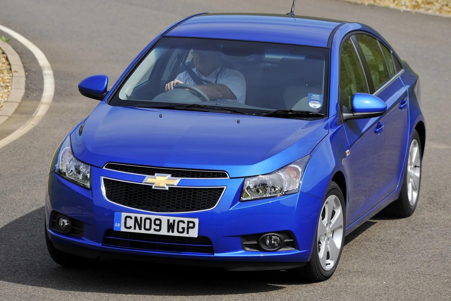 Машину купил круза. Chevrolet Cruze 2009. Chevrolet Cruze 2008. Chevrolet Cruze 2009-2012. Chevrolet Cruze 2009-2015.