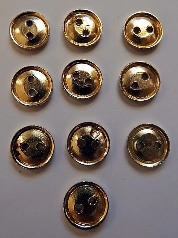 Button 01