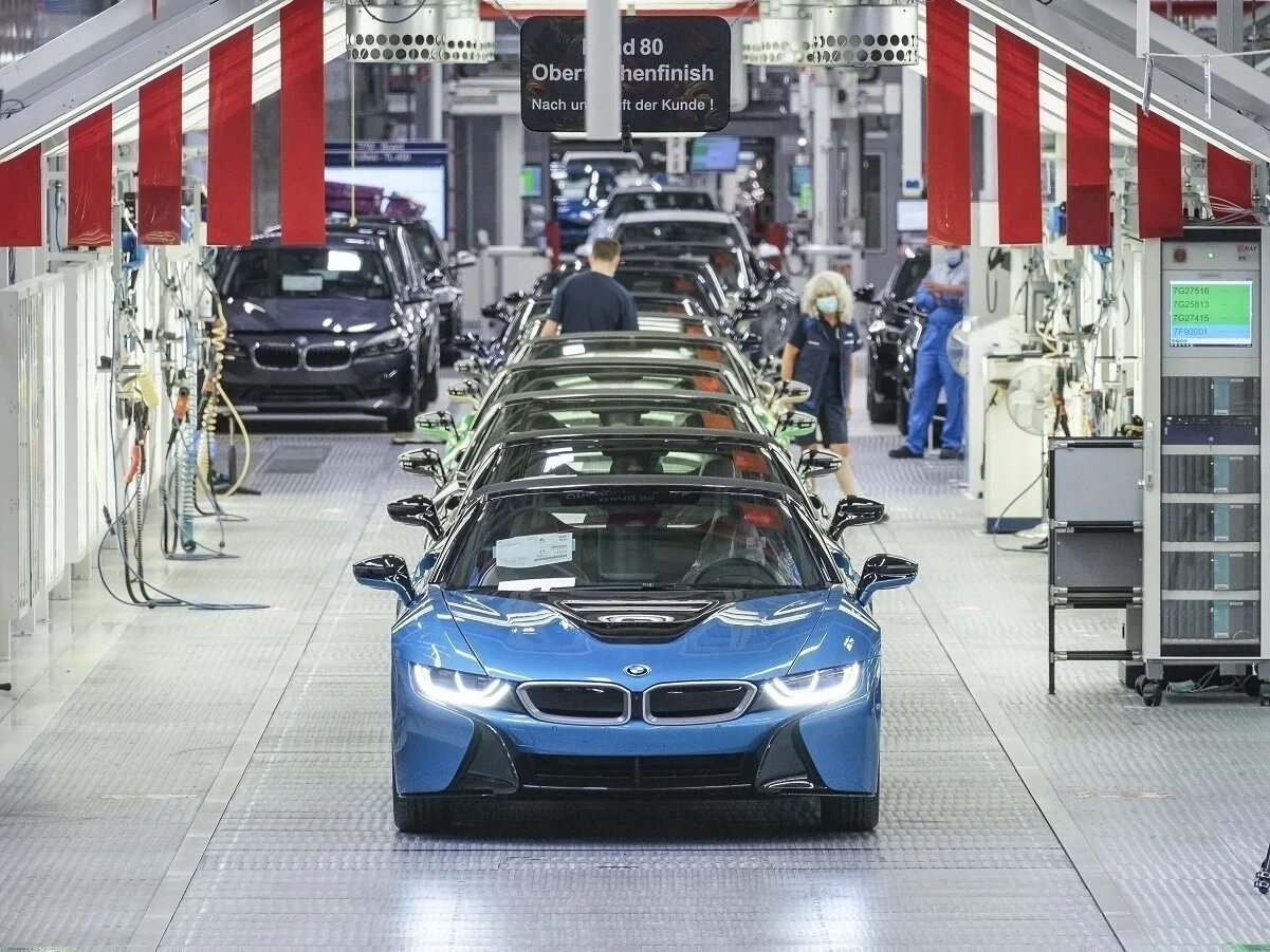 Завод БМВ В Мюнхене. BMW i8. Автомобильный завод «БМВ» В Лейпциге. Завод БМВ В Баварии.