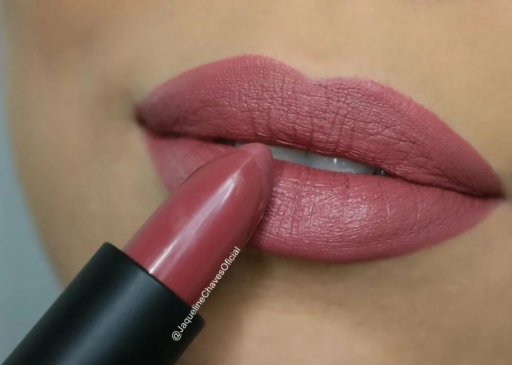 Помада матте lipstick. Губная помада ruby rose. Губная помада zephyrous, тон 926 пыльная роза. Miss rose vampire помада. Губная помада rose.