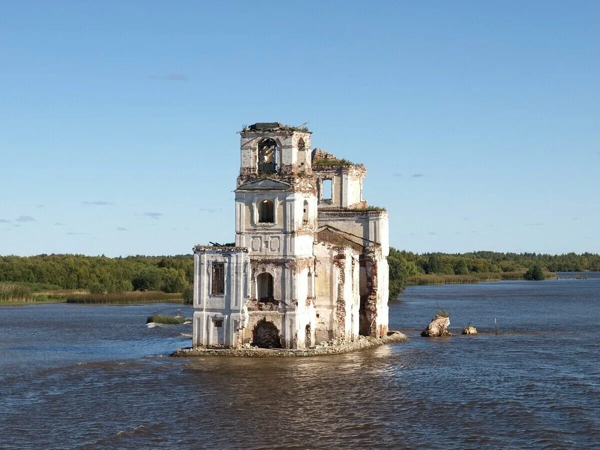 Сколько людей жило в крохино. Церковь Крохино Шексна. Крохино Вологодская область Церковь. Церковь Крохино Шексна сейчас. Храм в Шексне Вологодской области.