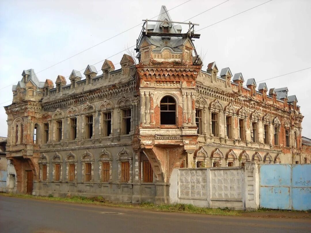 Есть город сарапул. Дом башенина. сарапул город дом башенина. дом башенина сарапул камский доктор. дом купца башенина.