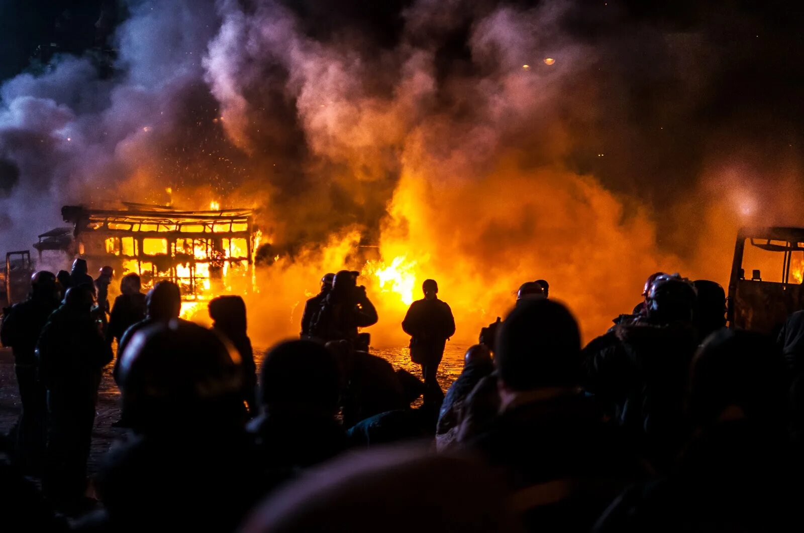 Что случилось на майдане. Майдан. Евромайдан на Украине в 2014. Майдан фото революция 2014.