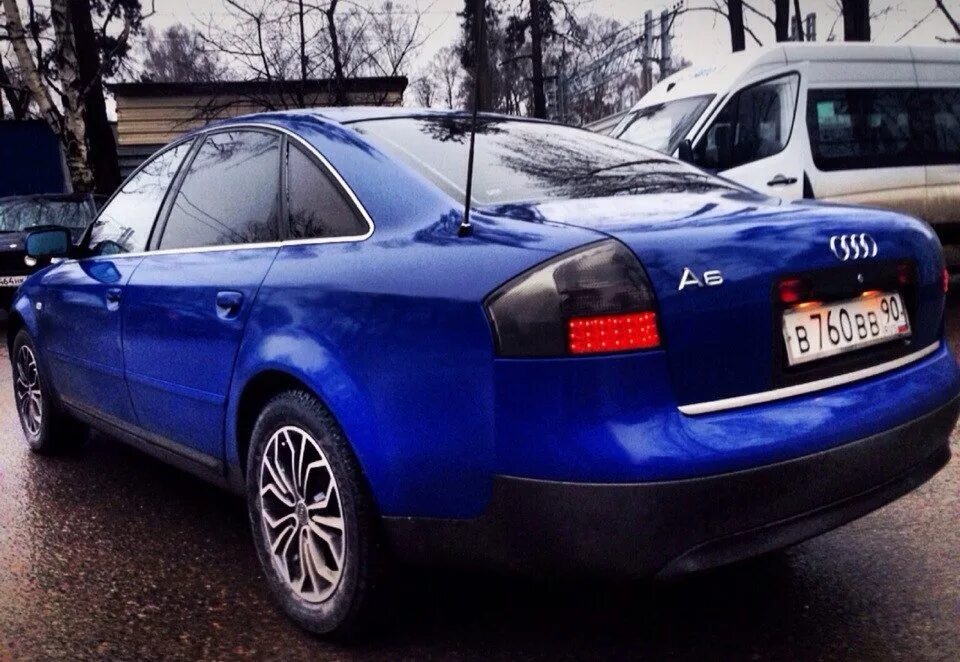 Ауди а6 с8 желтая. Цвета кузова audi a6 c5. Ауди а6 с5 2004. Audi a6 c5 2003. Audi a6 c5 green.