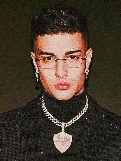 Тони зейл — чемпион среднего веса 1940-х годов. Tony effe. Anthony charles lynton blair. Тони википедия. Боец мма тони фергюсон.