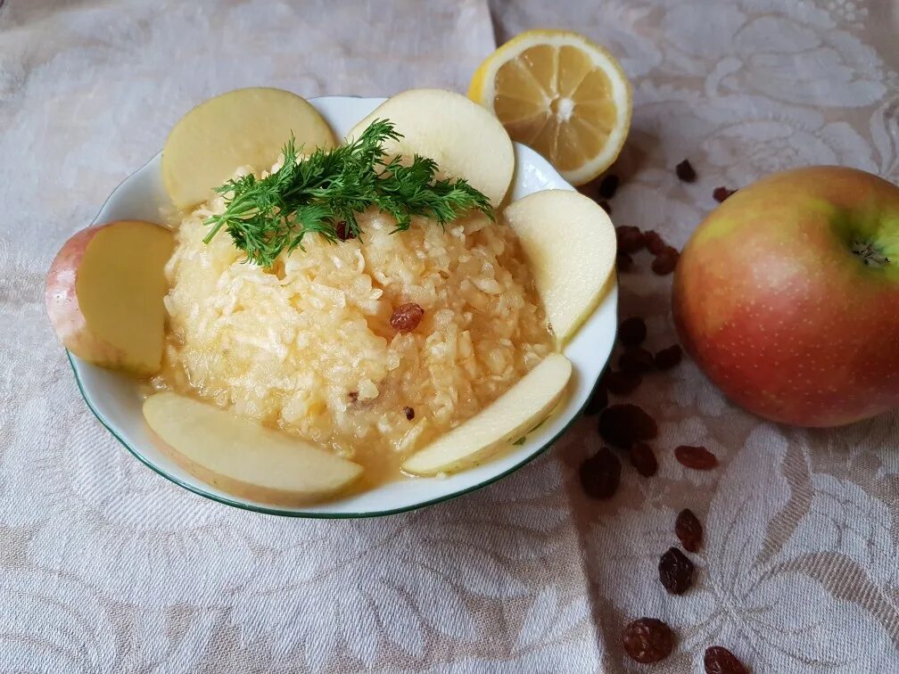 Салат с репой рецепты. Салат из репы с яблоком. Репа с яблоками и сметаной. Каша из репы. Блюда с репой и картошкой.