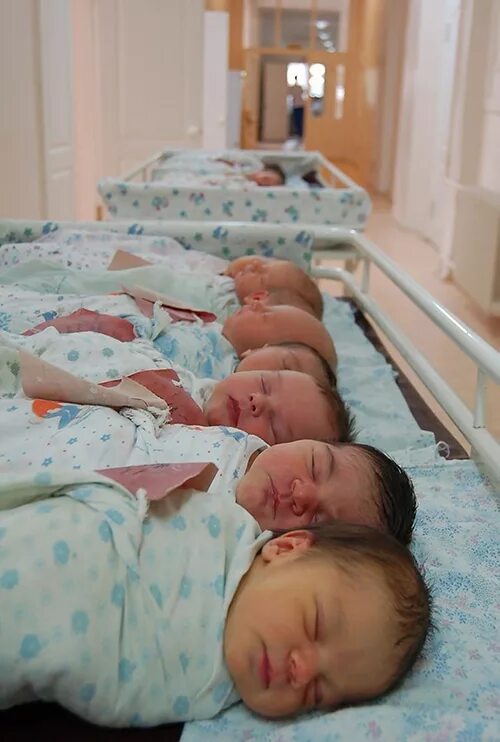 Как выглядят дети в роддоме The best countries in the world for giving birth