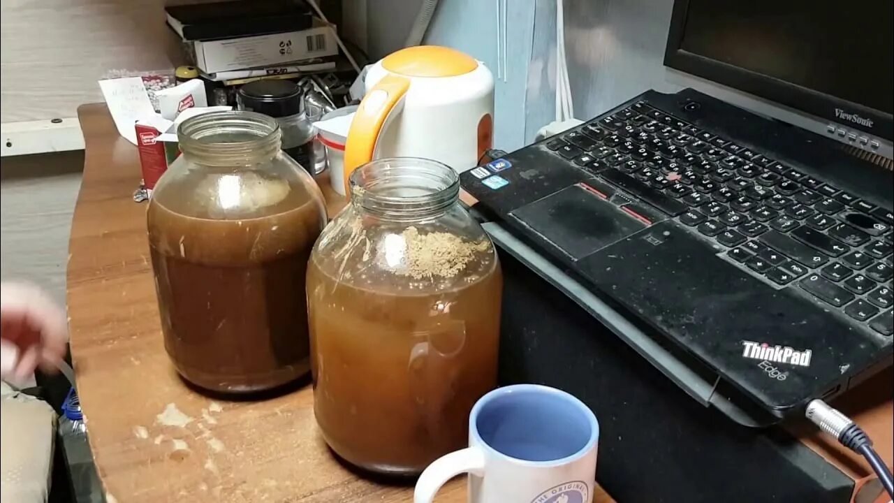 Самогон со сгущенкой. Самогон из шоколада. самогон с какао. вкус самогона. самогон на карамельках.