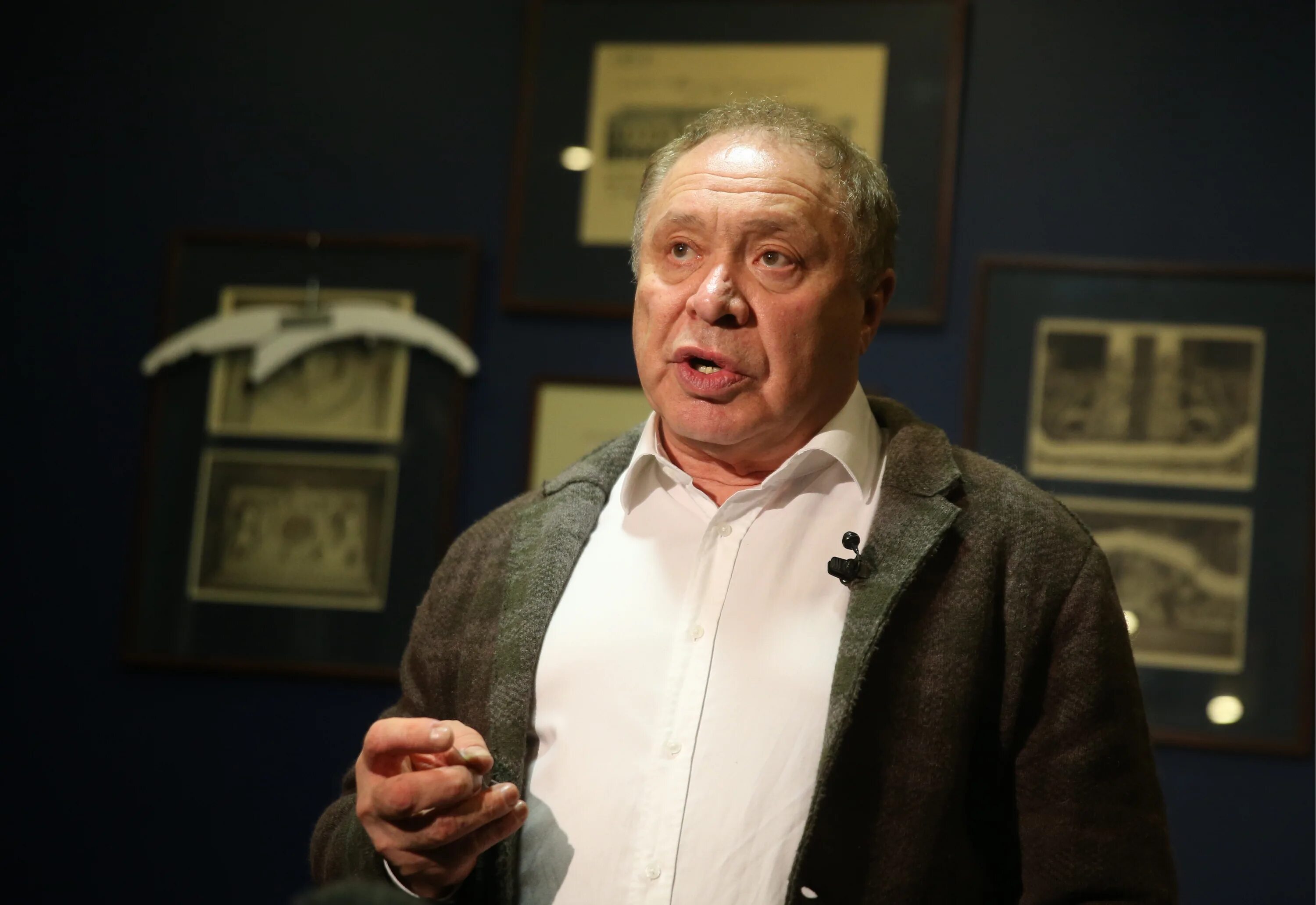 художественные руководители российских театров. марк захаров с артистами. алексей бородин режиссер рамт. марк анатольевич захаров режиссер. андрей житинкин.