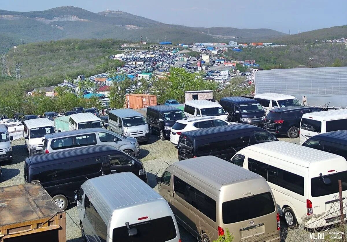 Ввоз авто из японии последние новости. Японские авто. Иномарки в россии 2023. Машины из японии. Владивосток машины.