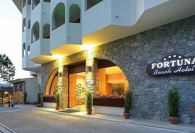 Fortuna beach hotel. Отель Фортуна Мармарис 3. Fortuna Beach Hotel Ичмелер. Fortuna Kemer отель. Отель Fortuna Kemer 4*.