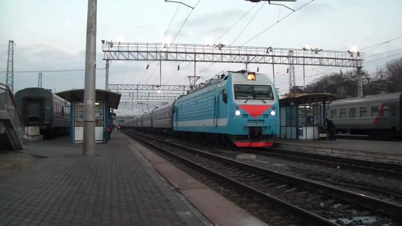 Эп1м-699. Эп1м 557. Поезд Кисловодск Адлер. Поезд 143 Кисловодск-Москва.