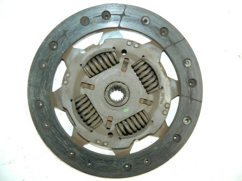 диск сцепления фокус 2 1. 6. диск сцепления форд фокус 3. 6 04-12. 8.