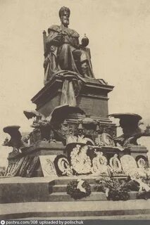 2 3 памятника
