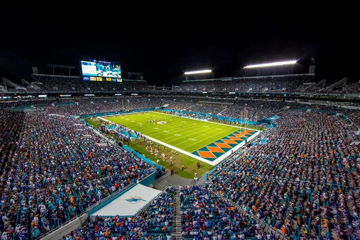 Хард рок Стэдиум Майами. Miami Dolphins hard Rock Stadium. Стадион hard Rock Stadium Miami. Hard Rock Stadium вместимость.