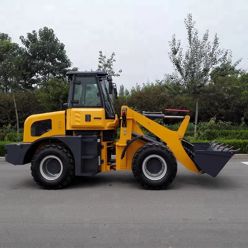 Komatsu fd200. Погрузчики тюмень. Болдер wl33. Hzm xc16. Погрузчики тюмень.
