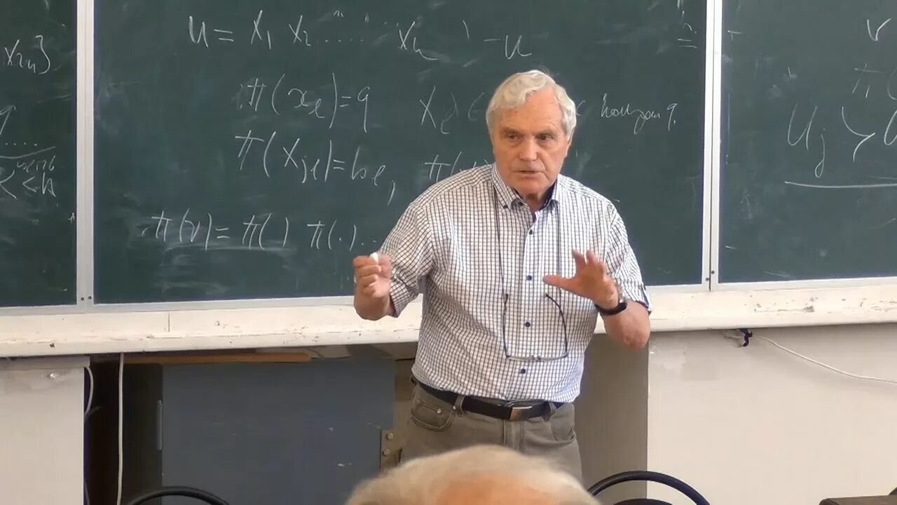 Факультет вмк мгу. Профессора мехмат мгу. Профессор математики мгу. Мехмат юфу преподаватели. Зорич мгу.