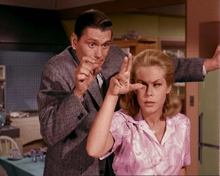 ты меня приворожил что ли. зашоворналюбовьмужчины. девушка приворожила парня прикол. кукла для приворота мужчины. ведьма саманта сериал.