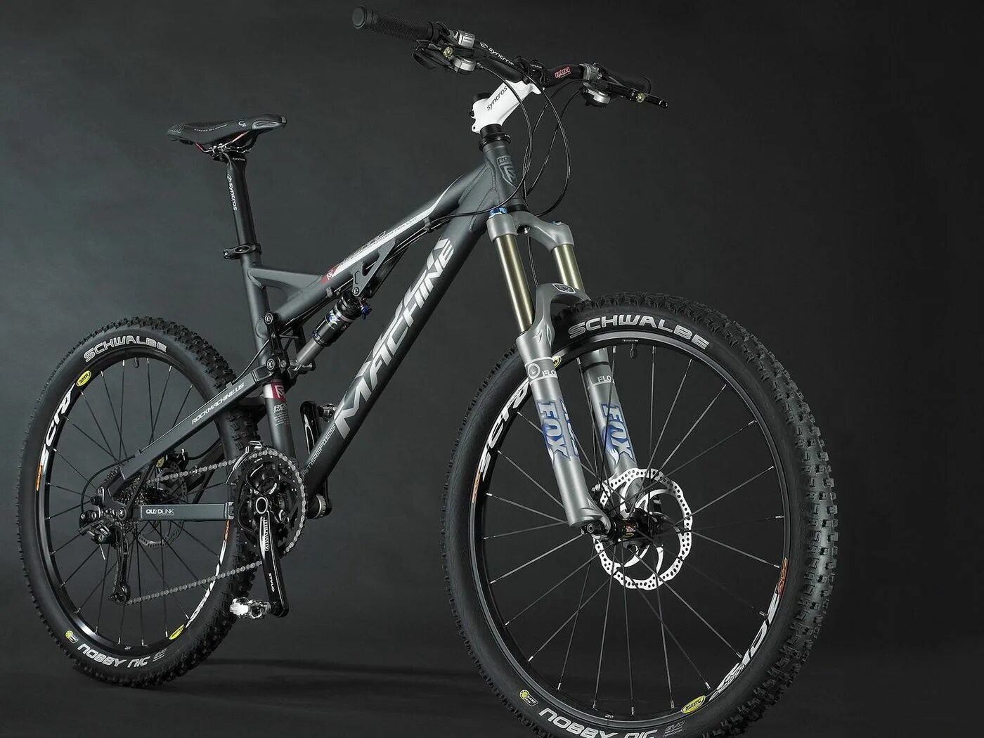 Велосипедист в горах. Картинки горных велосипедов. Gt sanction 2016. Mtb trek двухподвес. Cube fritzz 2010.