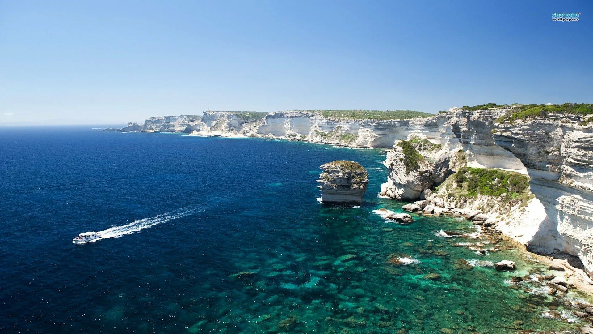 Остров Корсика во Франции. Ионическое море, Средиземноморье. Греция Корсика. Корсика остров в Средиземном. Побережье средиземноморья