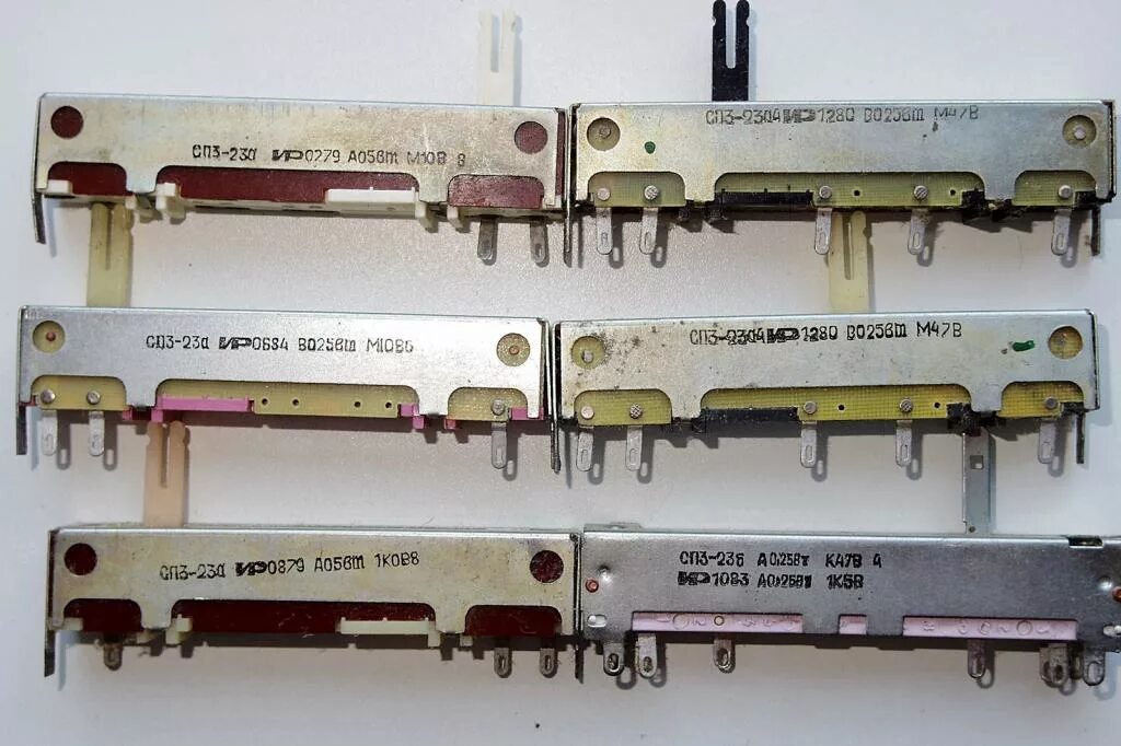 Сп 3 драгметаллы. Сп3-23б 47ком резистор переменный ползунковый. Переменный резистор сп3- 33л. Ползунковые резисторы сп3-23. Ползунковый переменный резистор сп3-23.