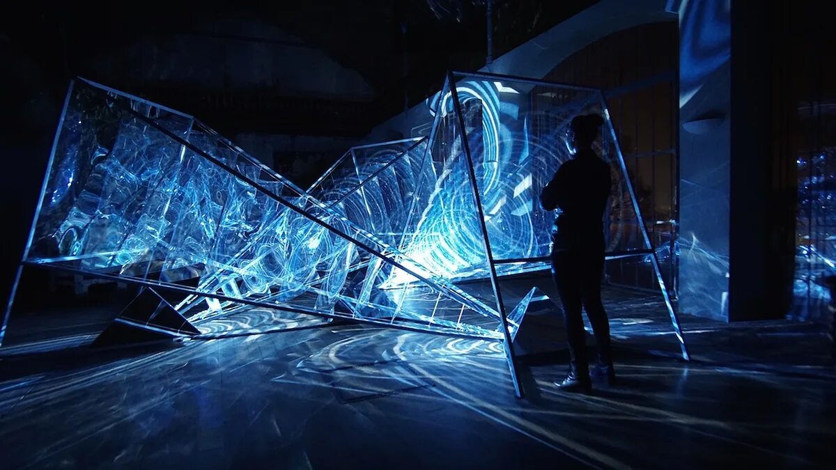 Голография в искусстве. Immersive sounding. Zaha hadid virtual reality corel печать. Иммерсивный звук. Интерактивные инсталляции.