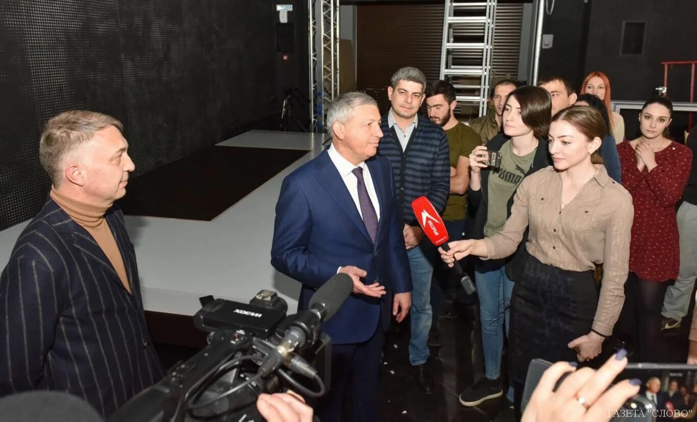 Осетия ирыстон передача. Единая россия рсо-алания. Ведущая осетия ирыстон алина. Осетия ирыстон передача. Осетия ирыстон передача.