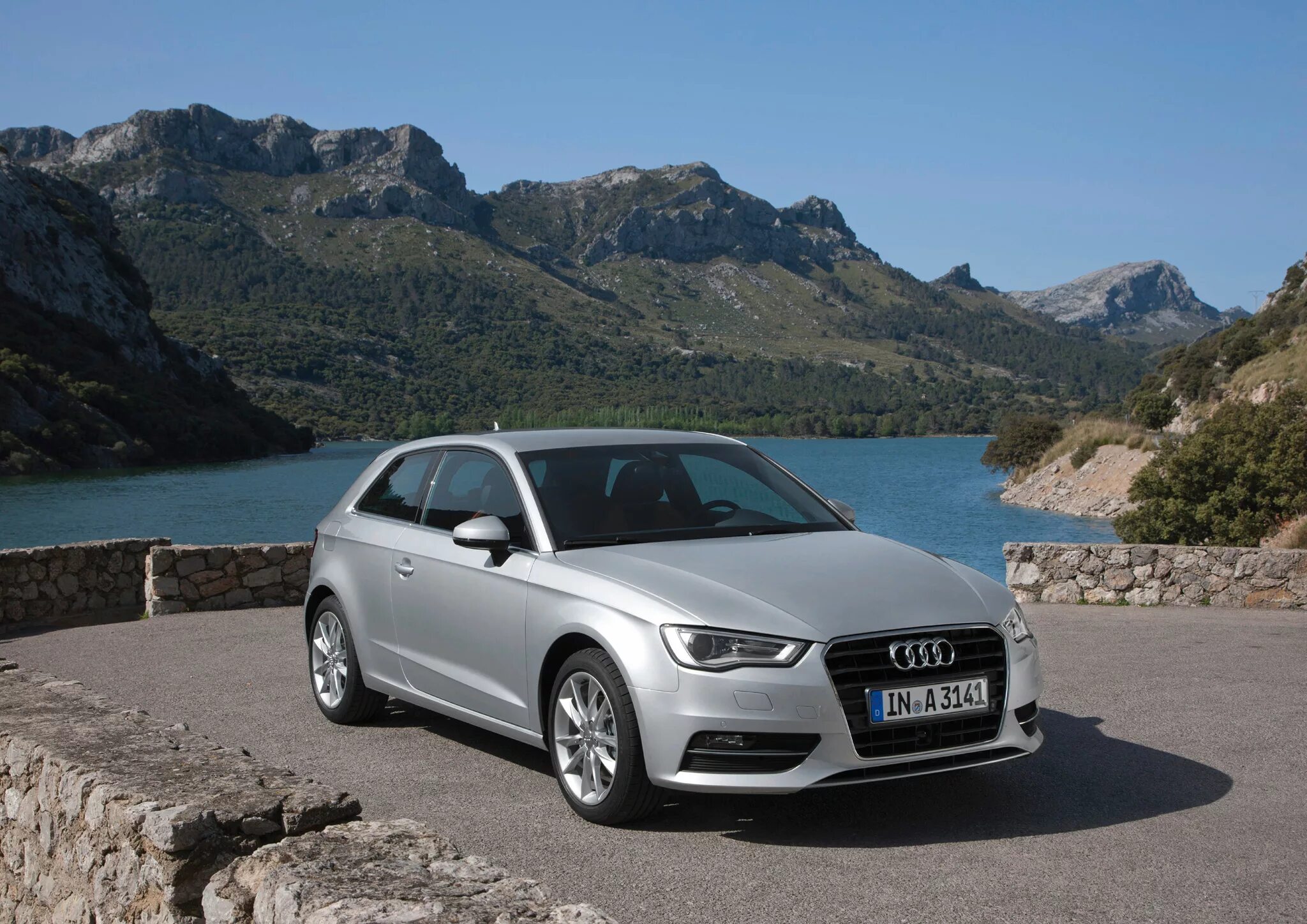 Ауди а3 2013 года. Audi a3 хэтчбек. audi a3 hatchback 2012. ауди а3 хэтчбек 2012. ауди а3 2013 хэтчбек.