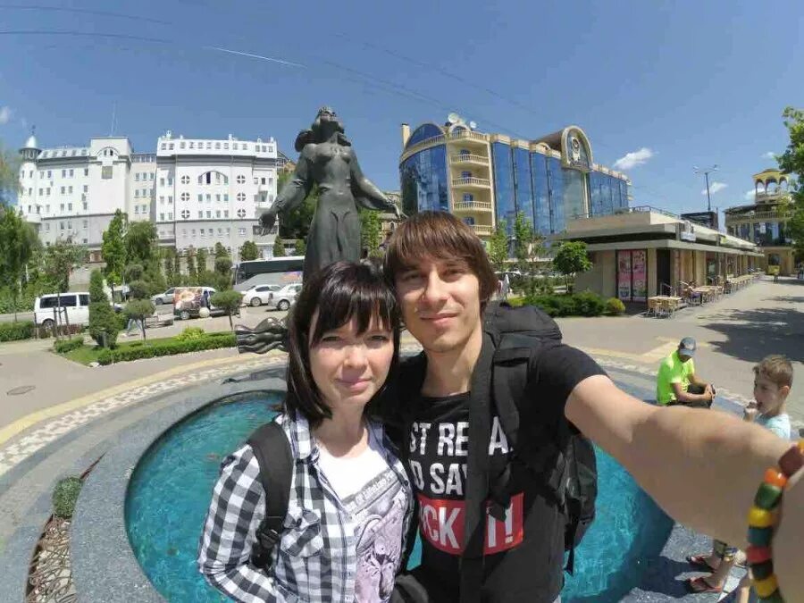 Ростов-на-дону куда сходить туристу. Набережная ростова-на-дону. Ростов куда сходить погулять. Где можно погулять в ростове на дону красивые места. Парящий мост в зарядье.