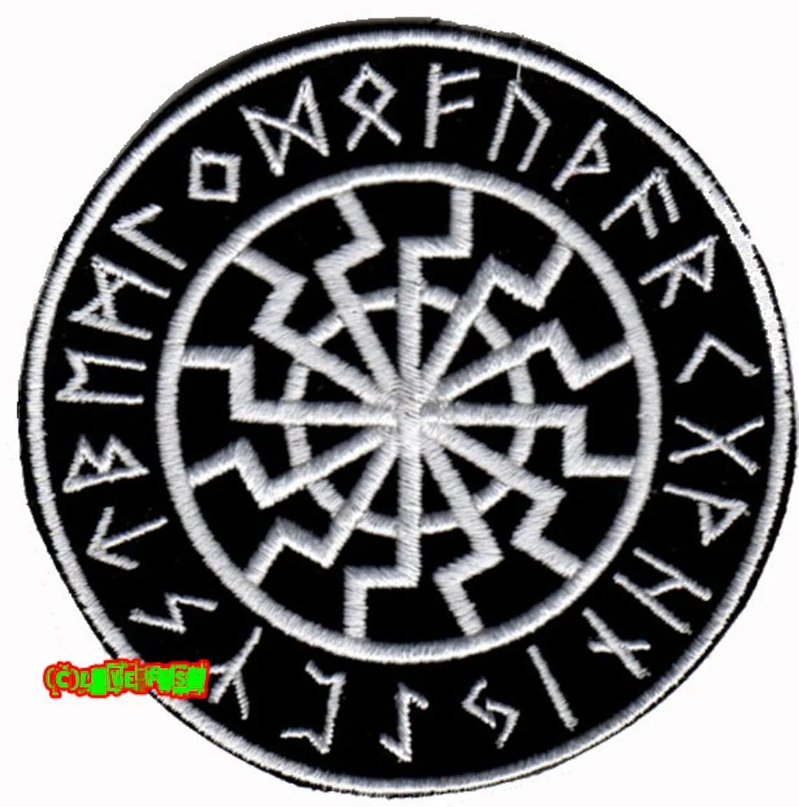 Черное солнце значение символа. Черное солнце с рунами. Языческие символы. Черное солнце символ. Славянский рунический круг.
