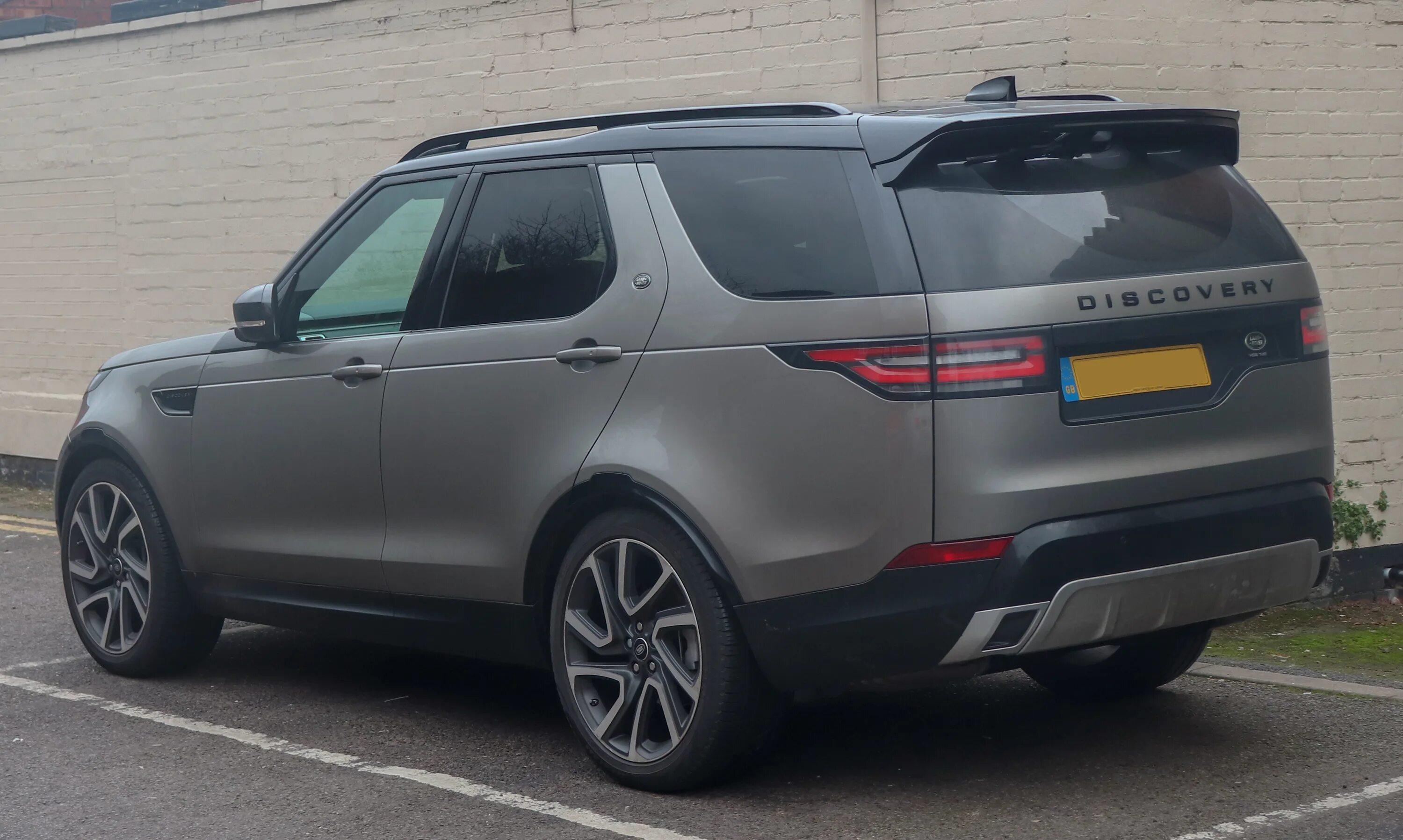 Рендж ровер дискавери 2022. Ленд ровер дискавери 2018. Land rover discovery sport 2018. Discovery 2018. Discovery 5 2018.