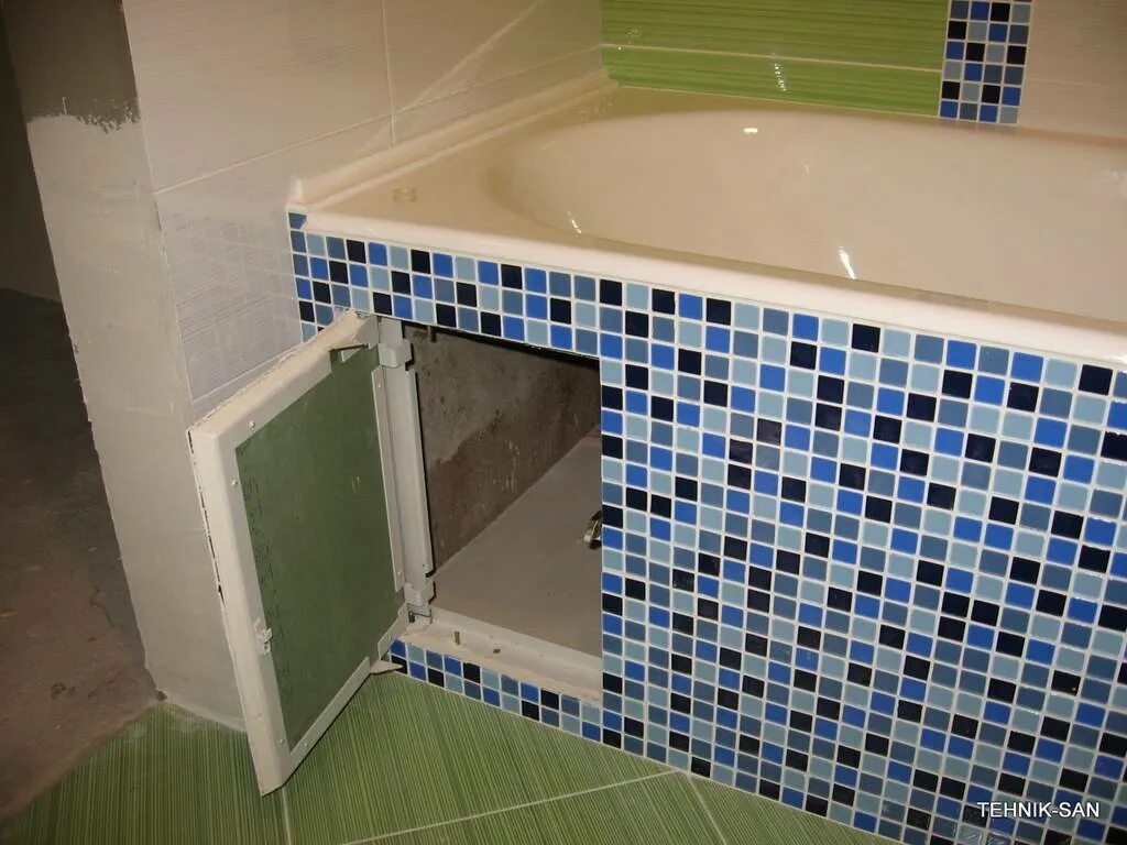 Сделать плитку своими руками ванной. Экран под ванну из плитки. Экран под ванной из плитки. Экран для ванны из плитки. Ванная экран из плитки.
