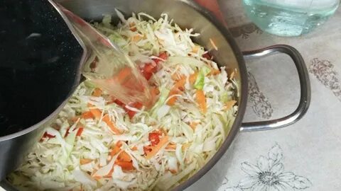 Вкусная квашеная капуста с уксусом
