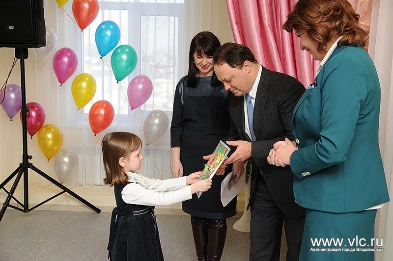 империя школ владивосток детские сады. детский сад 30 владивосток. детский сад ковальчука владивосток. детский сад матрешка тольятти. детский сад 68 владивосток.