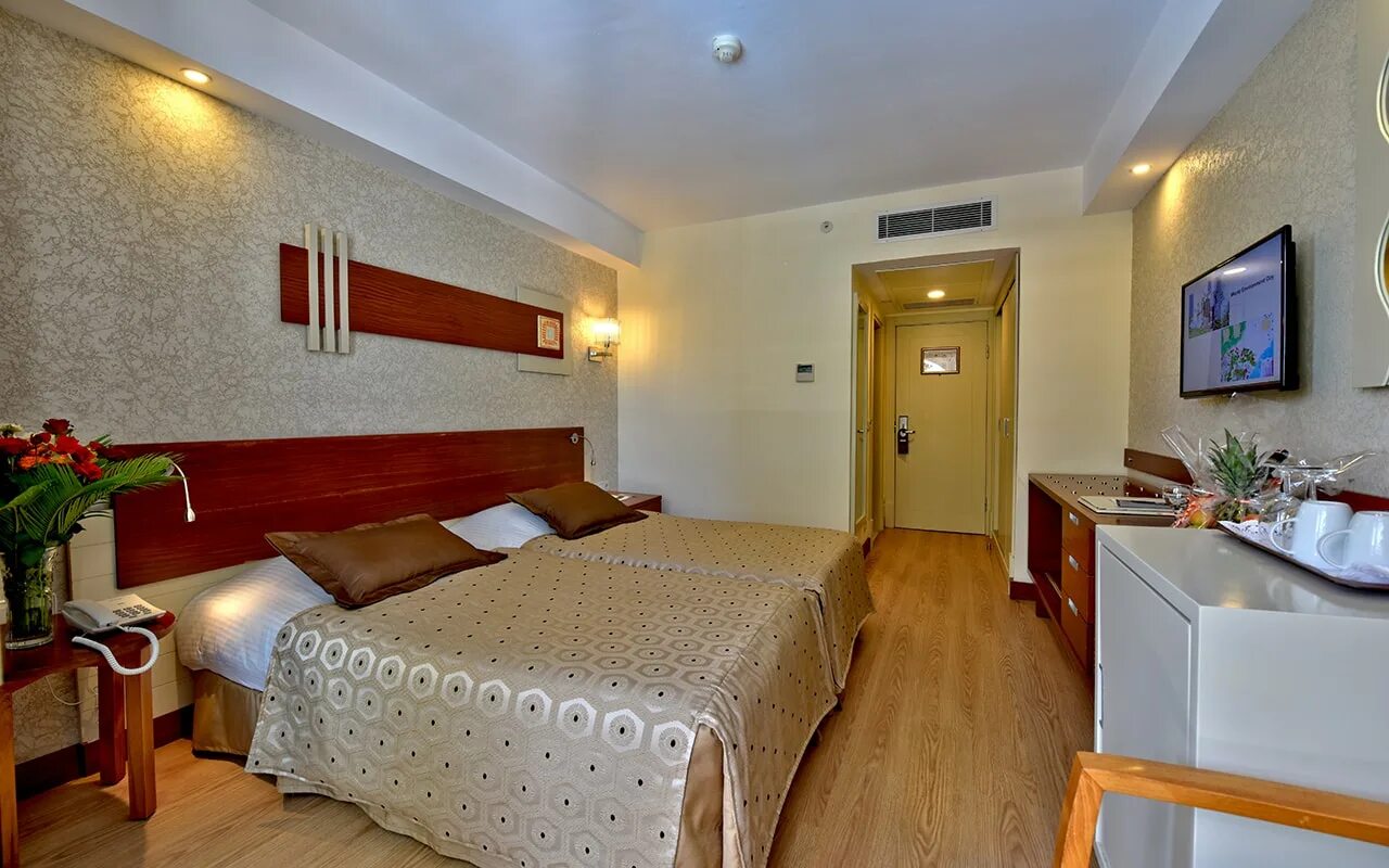 Nar hotel 3 турция кемер. Трое отель турция. Трое отель турция. Турция отели 3 звезды. Отель 2 звезды турция.