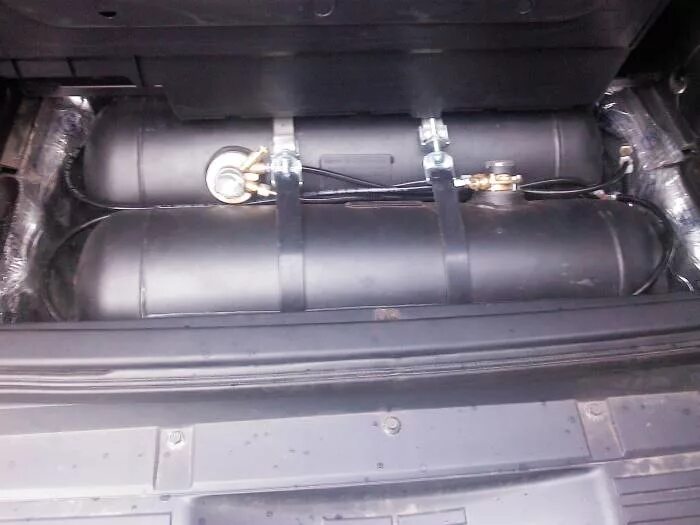 21150 гбо метан. Мерседес 220 гбо баллон. Volvo 3. Гбо диджитроник нива. Гбо на санг енг кайрон.