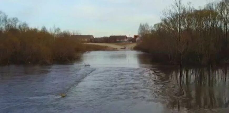 Уровень воды в реке ока горбатов. Половодье в Ряжске. Алеканово Рязанская область половодье реки. Паводок Тверская область. Река Хупта Ряжск.