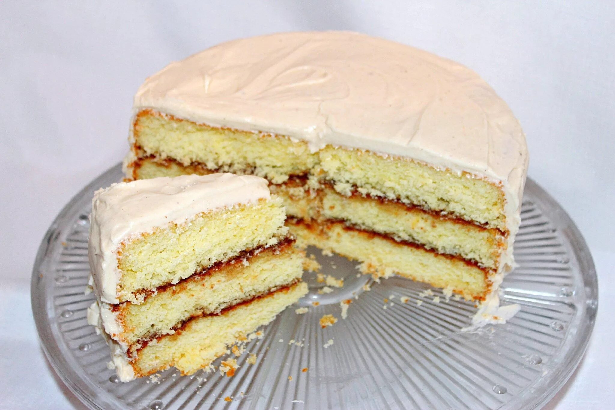 бисквитный торт. торт пломбир бисквит. торт с заварным кремом. клубничный торт «бисквит королевы виктории». бисквитный торт с творожным кремом.