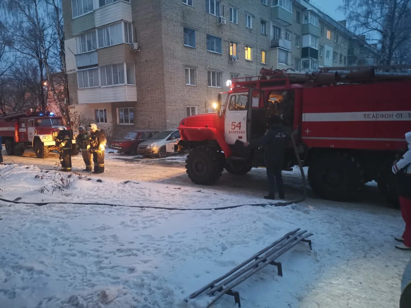 Чп в ижевске сегодня видео. Чп 01. Пожар в киреевском районе болохово. 01 2024. 01 2024.