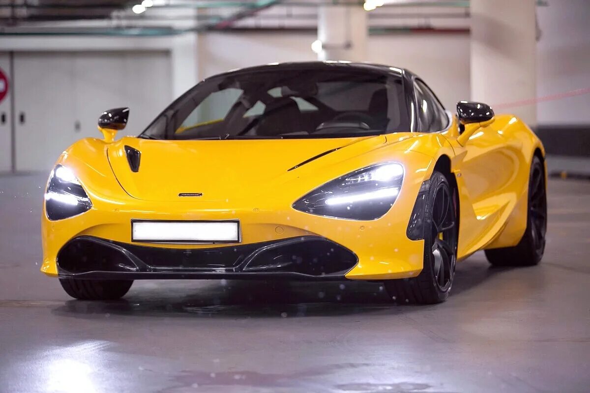 Макларен 720s цена. Макларен 720. Макларен 720s желтый. Макларен 720s 2021. Макларен 720 с жёлтый.