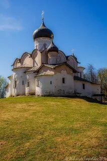 Храм на горке