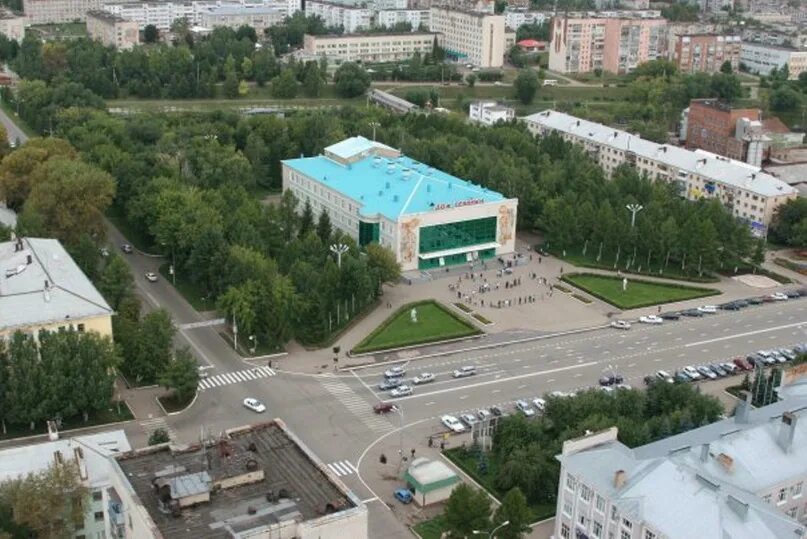 Дом техники билеты. Бугульма города Татарстана. Дом техники Бугульма. Бугульма ДК. Дом культуры Бугульма.